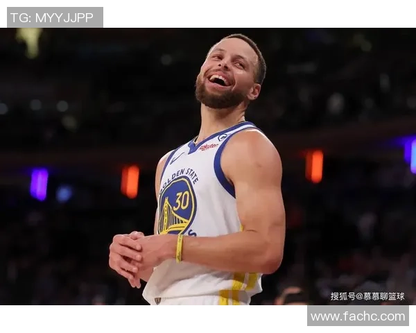 库里称赞理查德加盟让球队更具活力年轻气质与成熟打法完美融合